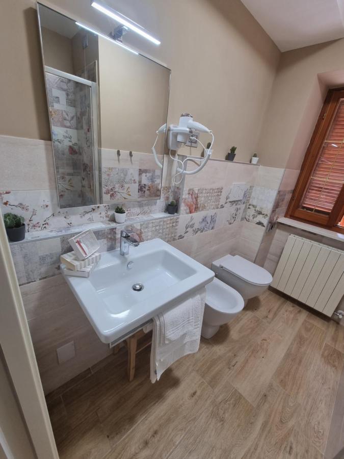Lucyben Guesthouse Cascia Buitenkant foto