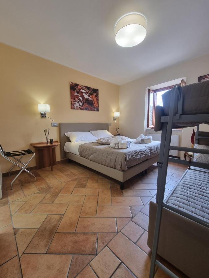Lucyben Guesthouse Cascia Buitenkant foto