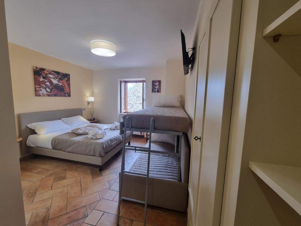 Lucyben Guesthouse Cascia Buitenkant foto