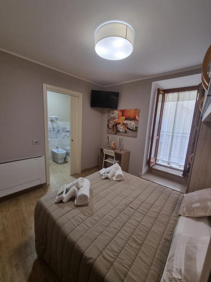 Lucyben Guesthouse Cascia Buitenkant foto